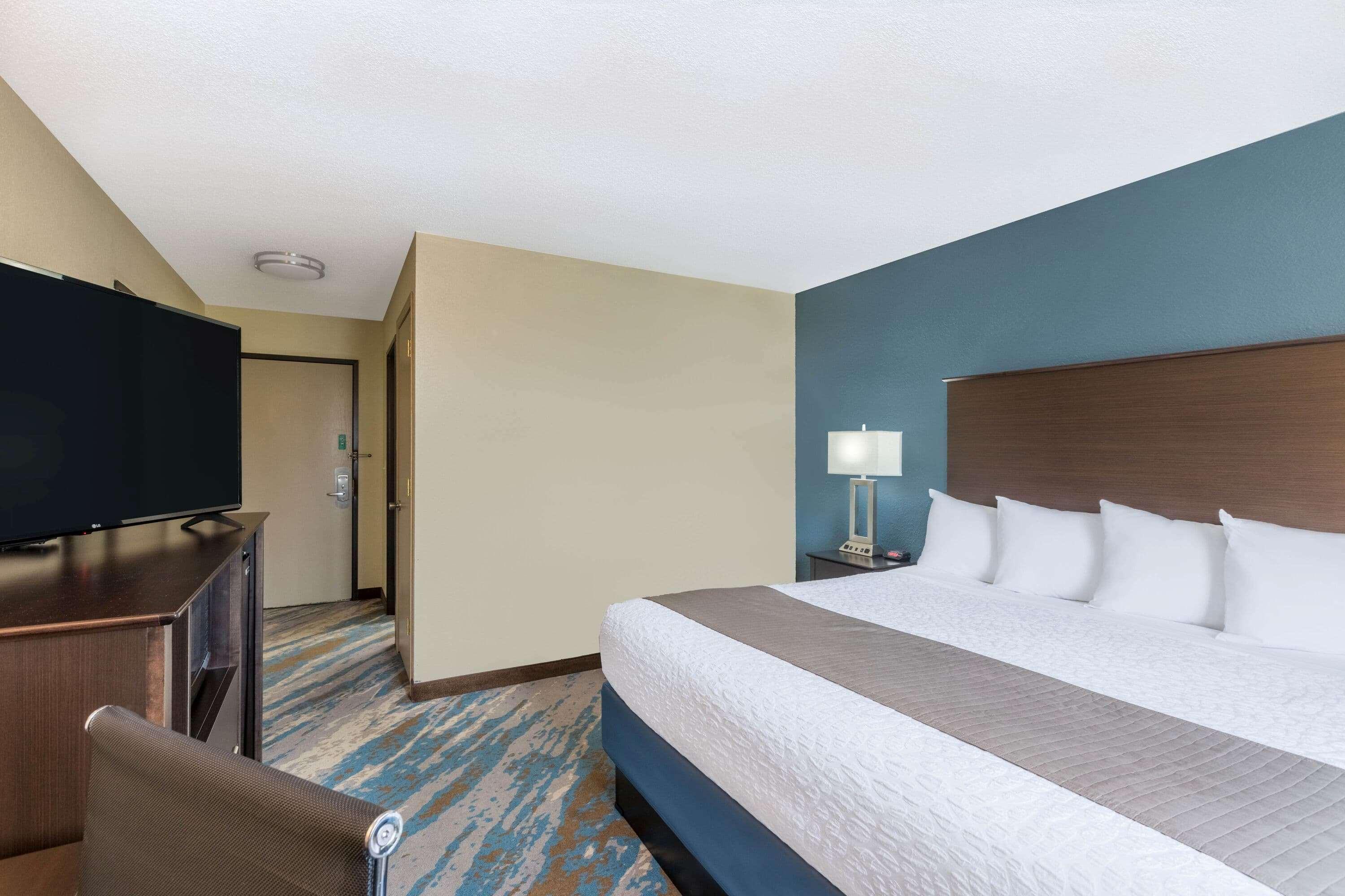 Motel Americinn By Wyndham 2*